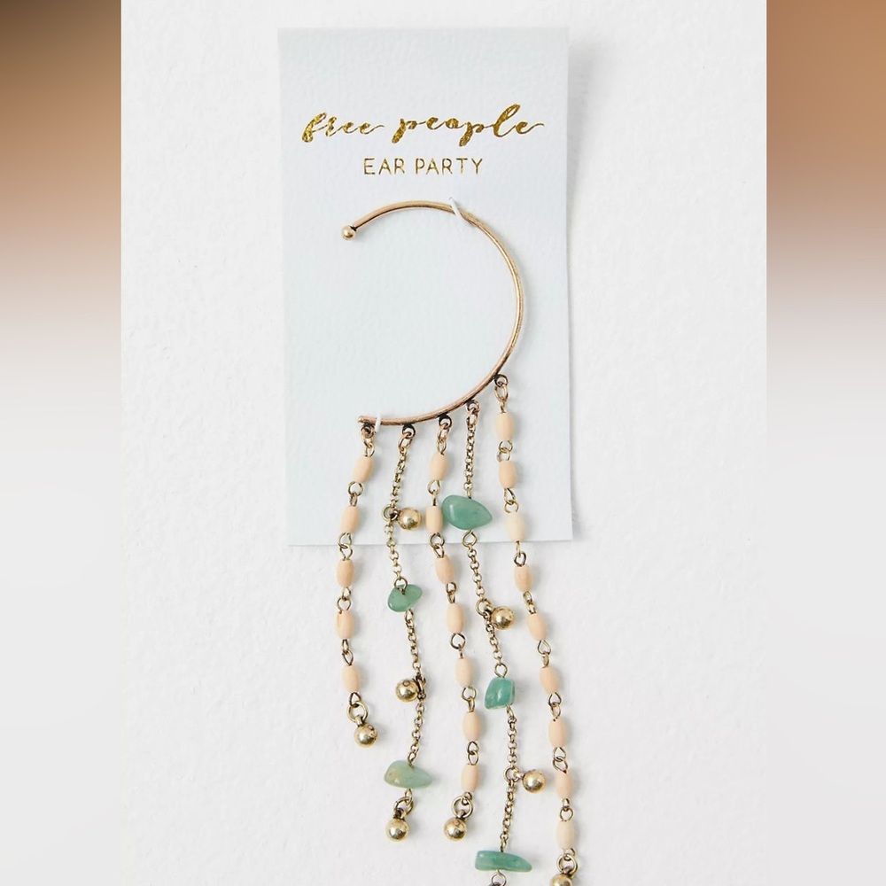 FREE PEOPLE distractions ear party NWT one ear cuff womens - Picture 3 of 4